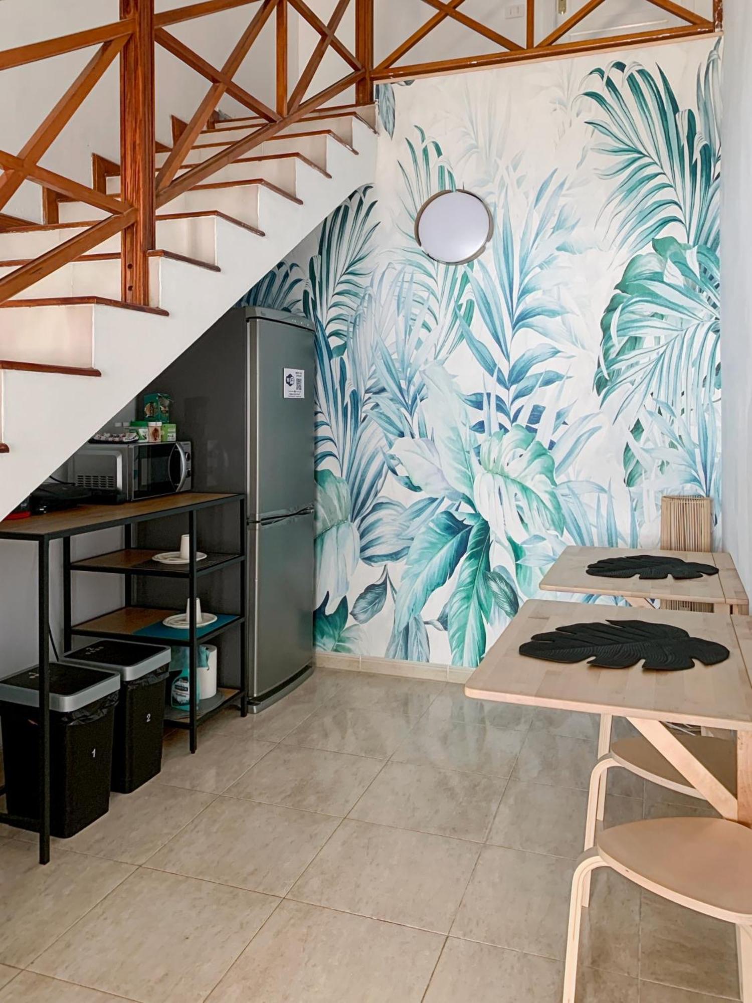 Habitaciones Privadas Cerca De La Playa Y Aeropuerto En Casa Compartida Con Otros Huespedes Playa Honda  Kültér fotó
